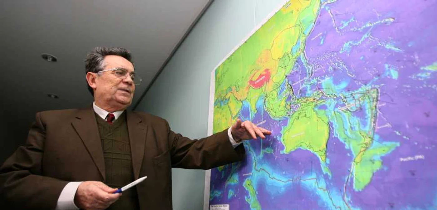 Mărmureanu dă asigurări că România nu se va clătina.