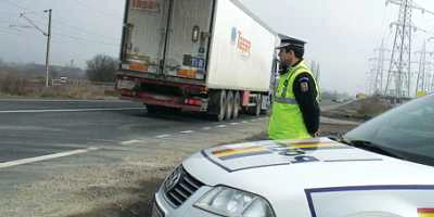 Poliţiştii i-au întocmit tânărului dosar penal