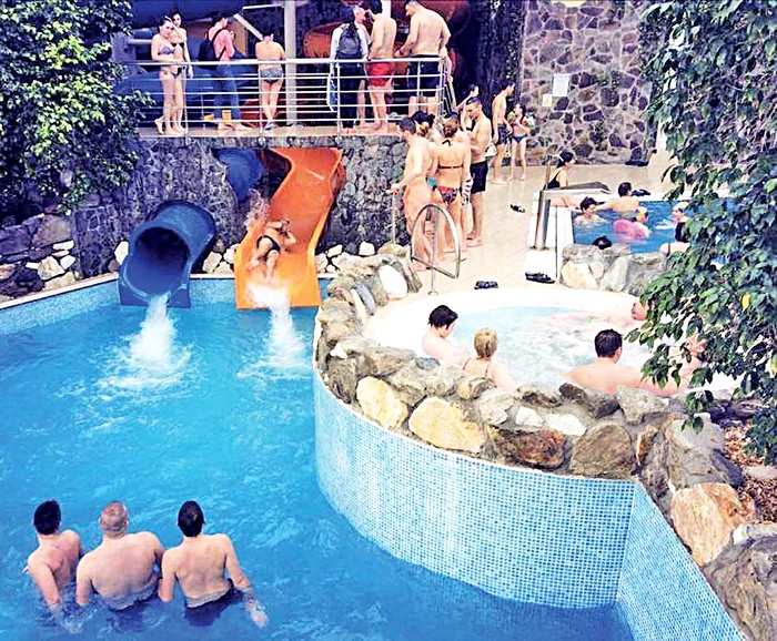 Intrarea la Paradisul Acvatic costă 55 de lei