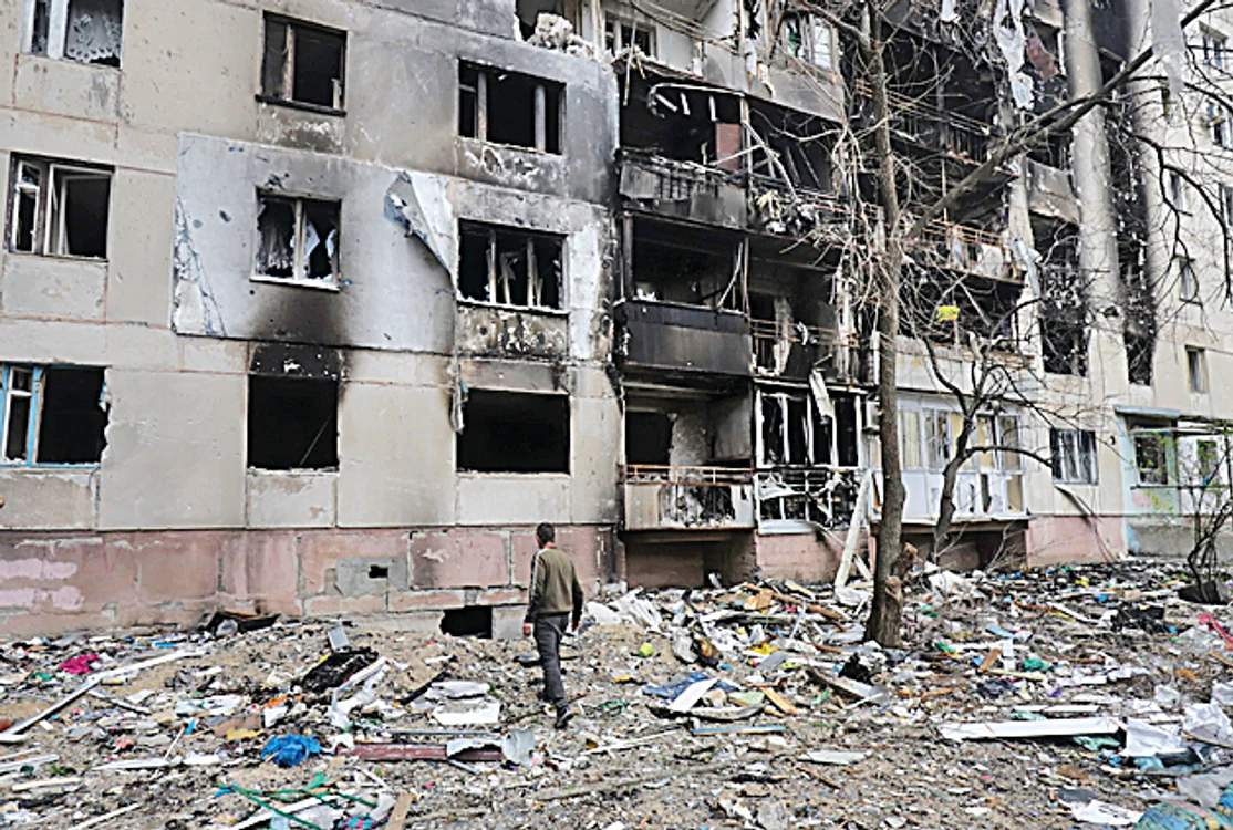 Ruşii au făcut mari distrugeri în estul Ucrainei
