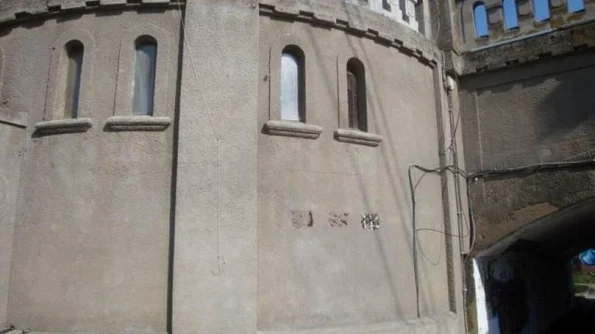 Dispar plăcile comemorative din Timişoara A venit rândul celor care prezintă premierele de pe Bega jpeg