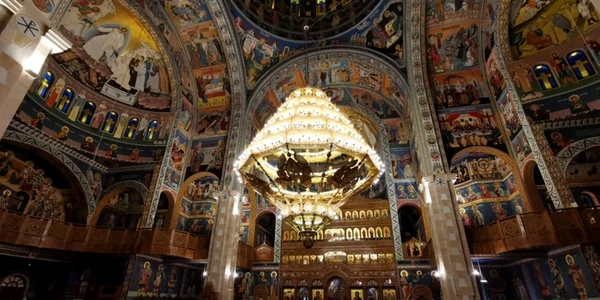Slujba de Înviere la bisericile din Hunedoara şi Deva foto daniel guta adevarul