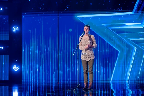 2 aura marcu golden buzz florin calinescu 10 jpg jpeg