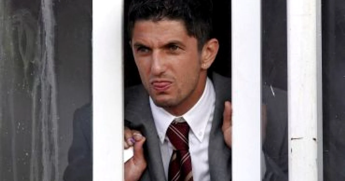 FOTBAL: Îl încurcă Răzvan Lucescu pe Mircea Rednic?