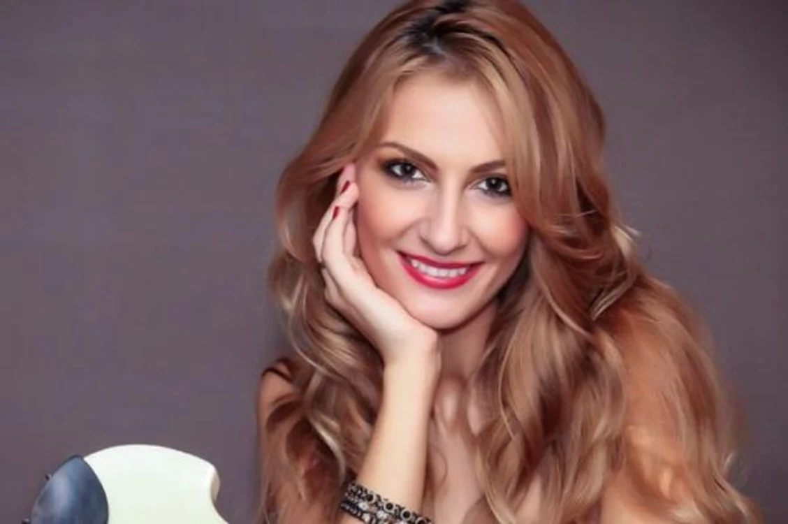 
    Artista vrea să le dea românilor motive să fie încrezători în eiFoto: Arhiva personală  