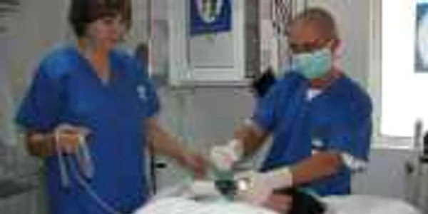 Tânăra este sub supraveghere medicală