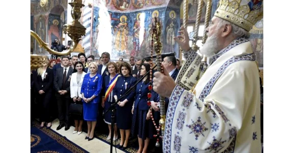 Viorica Dancila la manastirea Nucet FOTO gov.ro