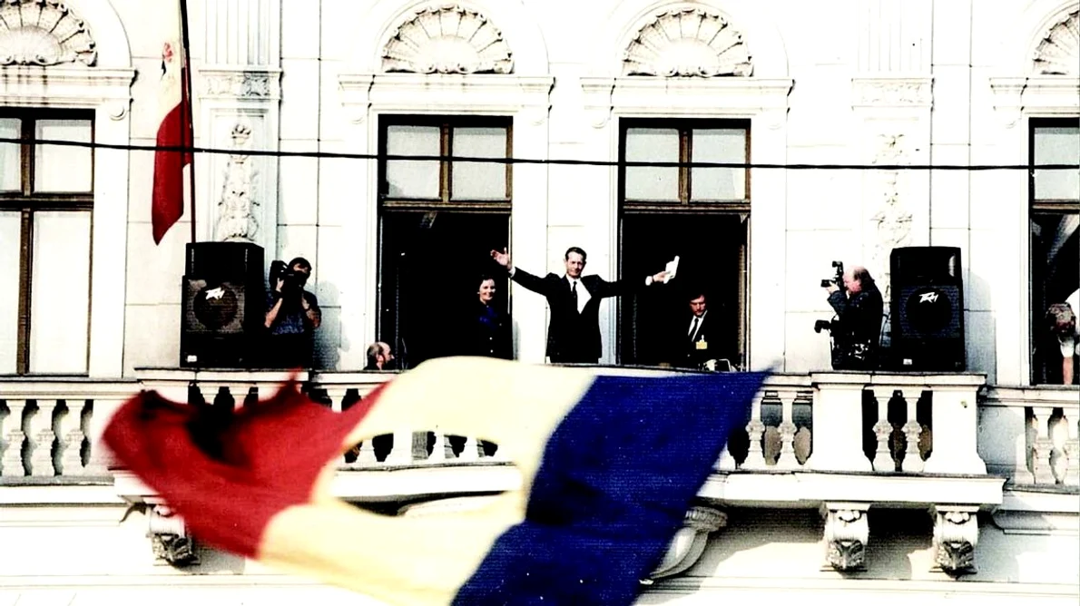 Recviem pentru un vis Întoarcerea Regelui jpeg