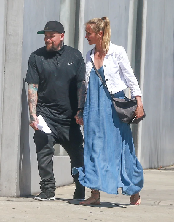 Exclusive    Cameron Diaz & Benji Madden Shop For Furniture In Hollywood jpeg