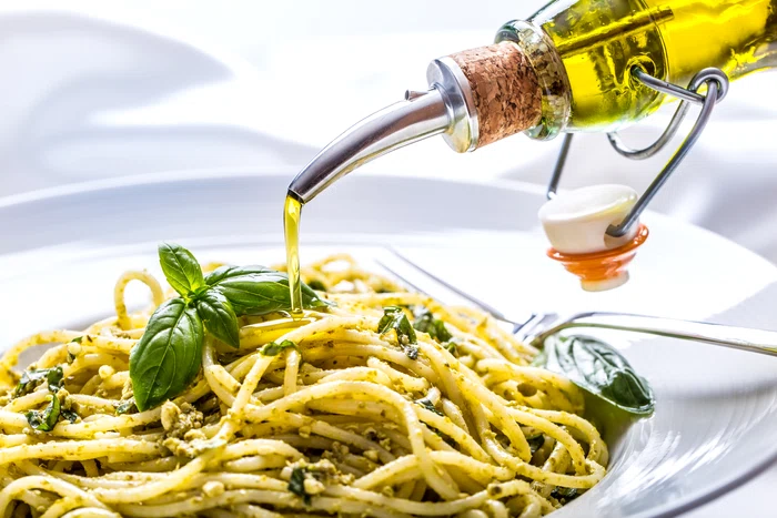 1 spaghete cu nuci jpg jpeg