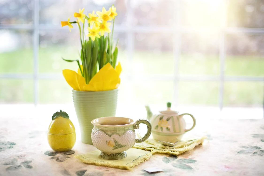 Florile de sezon sunt minunate pentru decorațiunile de Paște (sursa foto Pixabay)