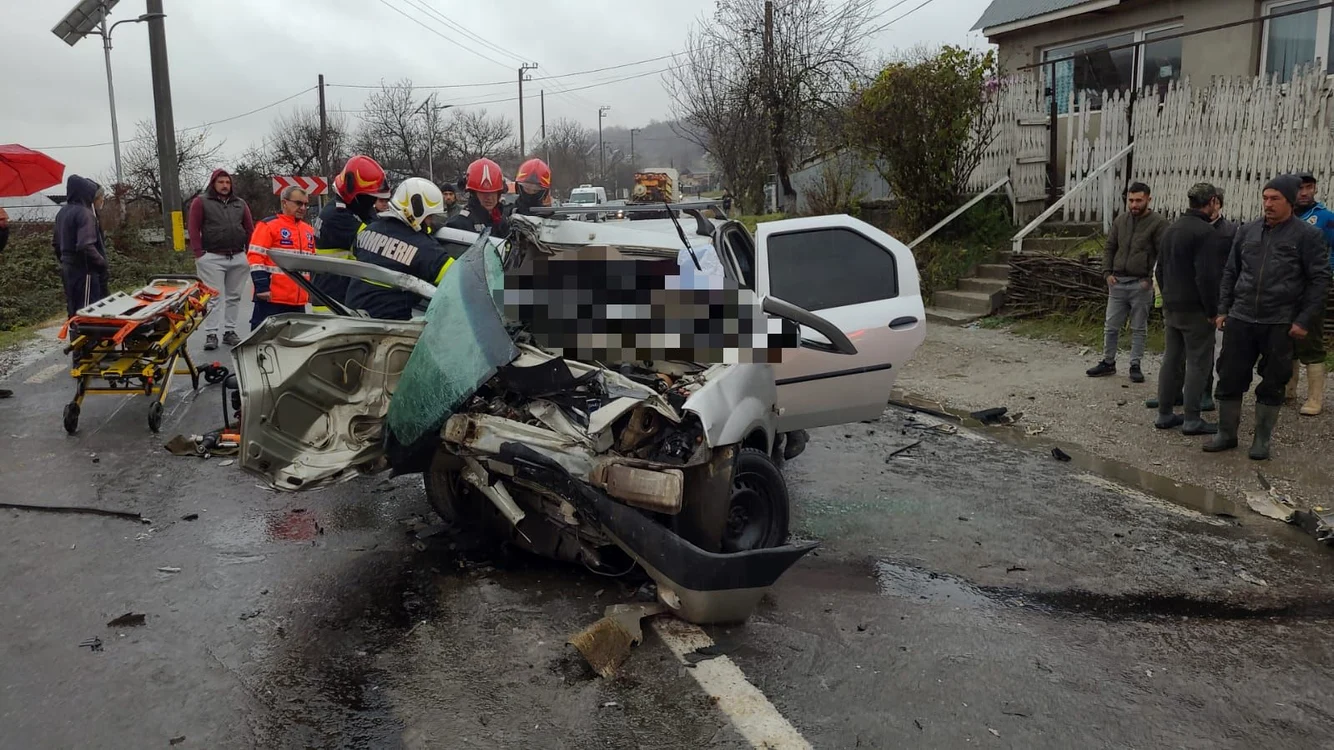 Conducătorul auto nu avea permis și era băut FOTO arhivă Adevărul