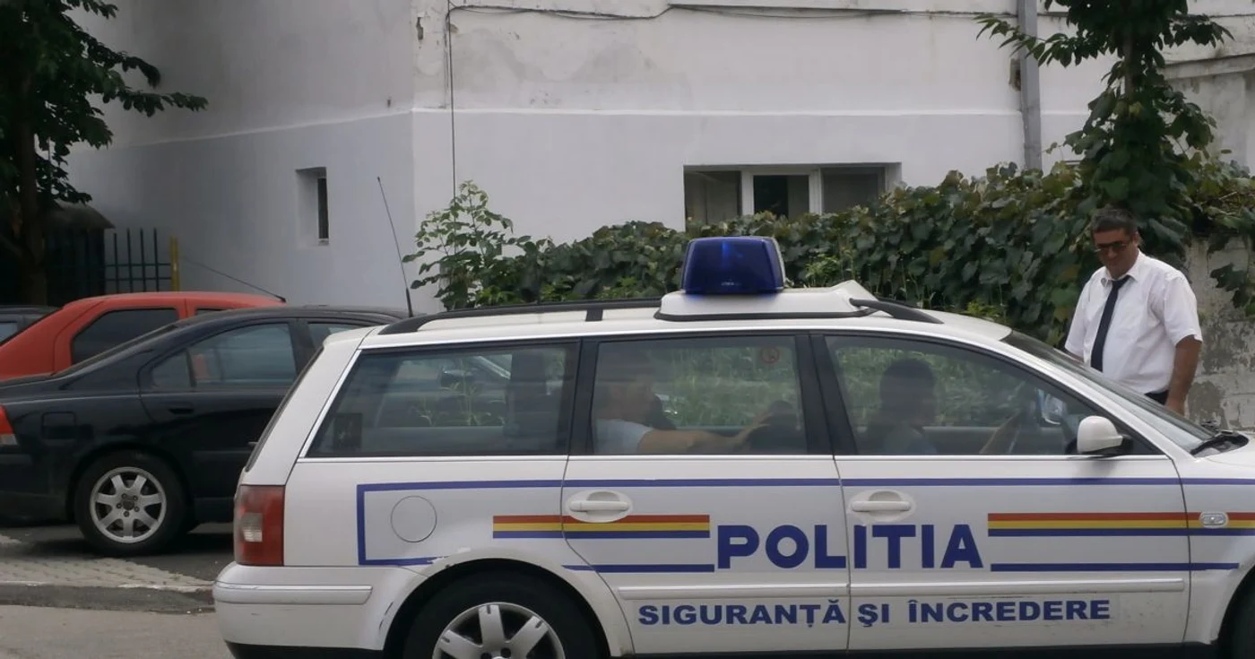 Suspecţii au fost duşi la sediul Poliţiei Gorj