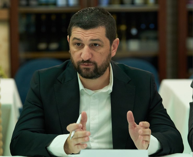 Marius Lulea, despre relația cu liderul AUR: „George Simion îi ascultă pe toți și face ce vrea el”