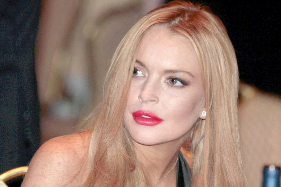 
    Lindsay a mai fost  pedepsită pentru hoţie  