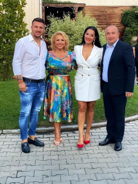 Angela Rusu și soțul ei, alături de Cornelia și Lupu Rednic