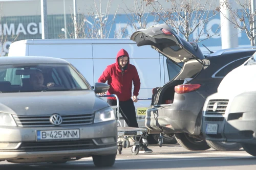 varciu 2 paparazii JPG