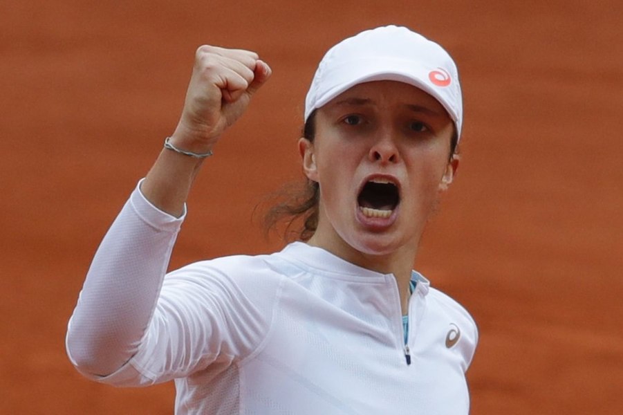 Iga Swiatek, înfricoșătoare la French Open: a bătut a 6-a jucătoare a lumii de o manieră incredibilă