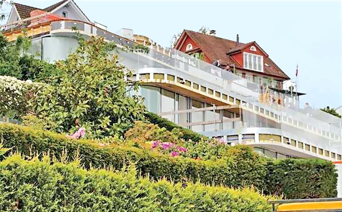 
    Vila lui Federer a fost construită în doi ani  