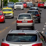 Mașini in trafic în București - poluare - aglomeratie FOTO Shutterstock