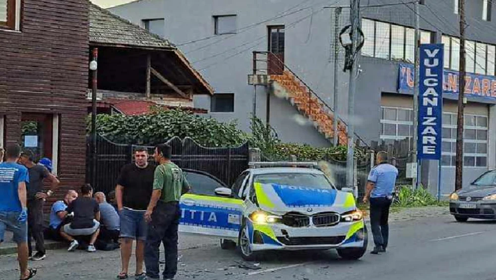 Șoferul care a provocat rănirea a doi polițiști, reținut pentru 24 de ore. Fugise în alt județ