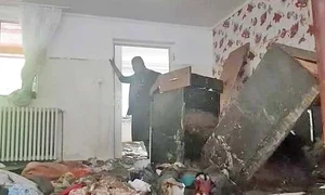 6 2 2col inundatii case jpeg