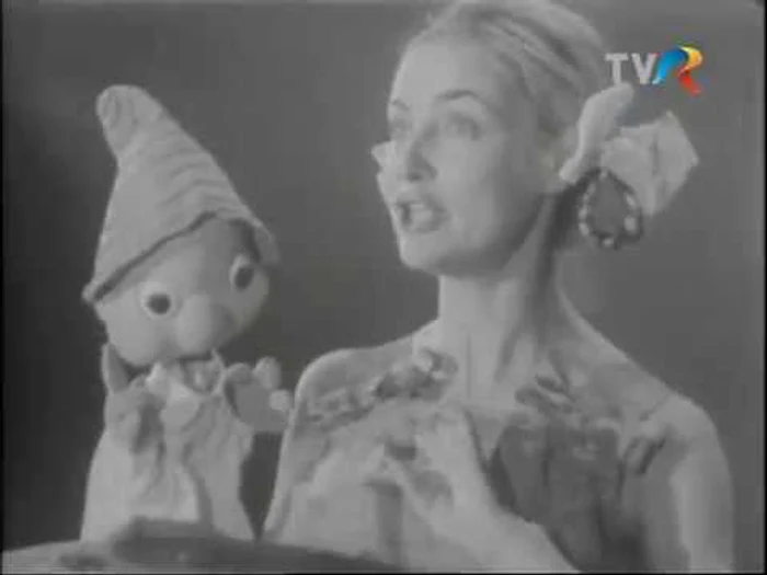 Actriţa Daniela Anencov, care i-a dat viaţă lui Aşchiuţă, în anii ʼ60. Simpatica păpușă a fost mare vedetă de televiziune, în vremea comuniștilor