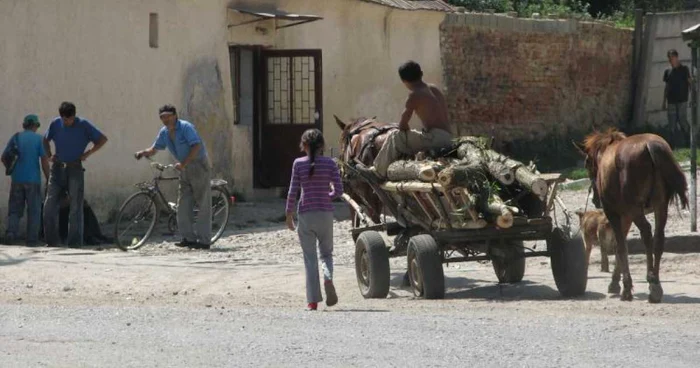 A căzut din căruţă (foto arhivă)