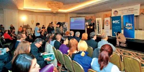 Premierea celor mai performanţi bursieri a avut loc aseară, de la ora 19.00