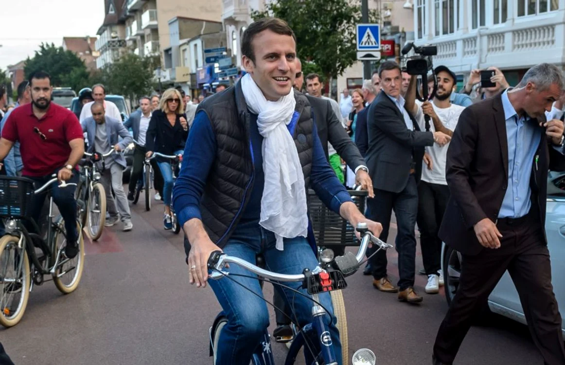Emmanuel Macron, în ziua primului tur al alegerilor legislative din Franţa Foto: EPA