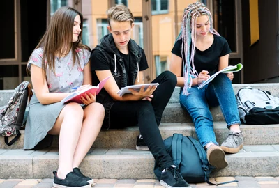 Studenti Foto Freepik com jpg