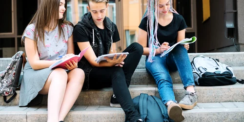 Studenti Foto Freepik com jpg