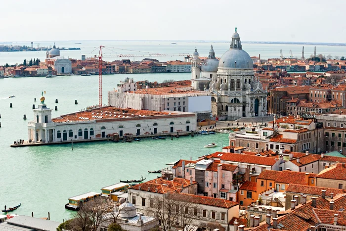 Veneţia, principalul oraş al Italiei nord-orientale, este străjuită de Biserica San Marco FOTO Shutterstock