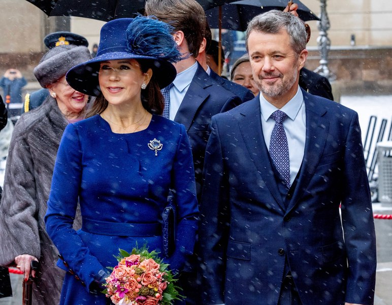 „Cuvântul Regelui”, cartea noului suveran al Danemarcei, Frederik al X-lea, apărută „de nicăieri”. Despre ce este vorba