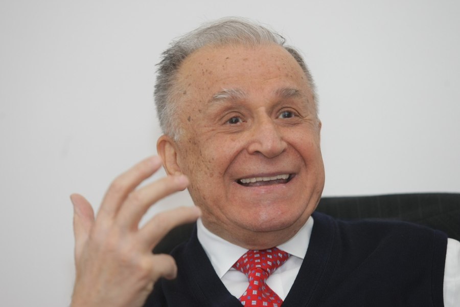 Ion Iliescu: Valentin Gheorghiu, un mare maestru al clapelor și un spirit înalt al culturii