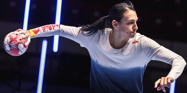 MS 20211215 CRISTINA NEAGU 2822 JPG