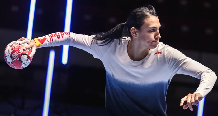 Cristina Neagu joacă la CSM București din 2017. Foto Red Bull