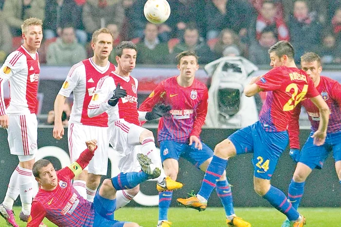 Fetele s-au plimbat  şi au fost la shopping