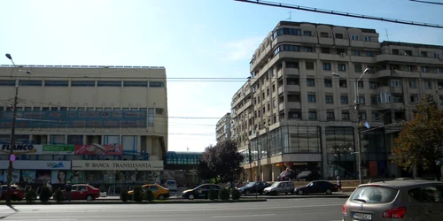 O a doua pasarelă va lega cele două clădiri 