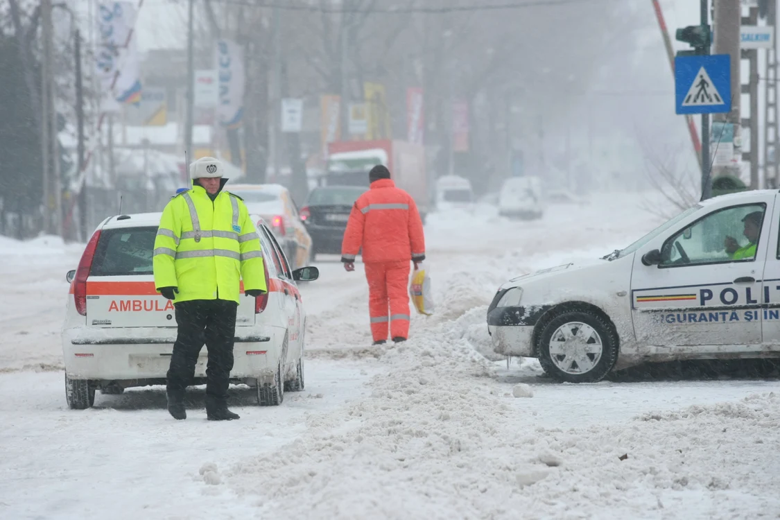 Poliţiştii de la Rutieră vor fi scoşi să fluidizeze traficul