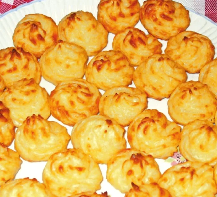 1366974069 1171gogosele 20cu 20cascaval jpeg