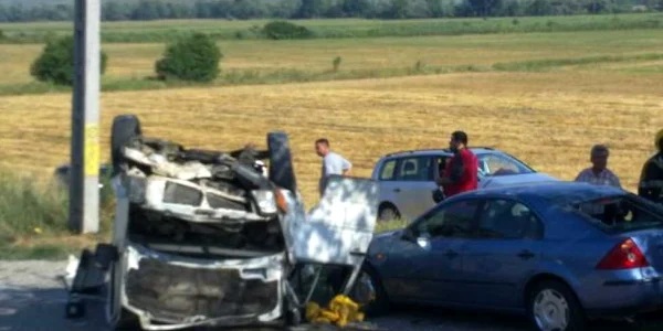 Accident la Călimăneşti