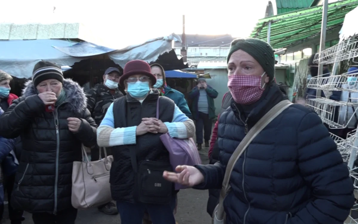 Comercianții din piața cea mare a Sucevei au refuzat să se mute
