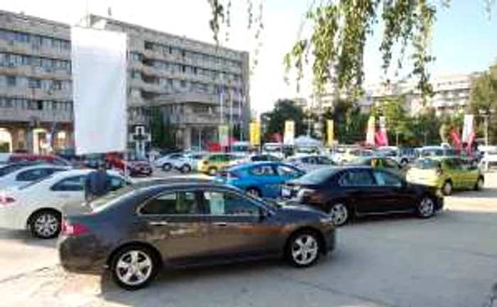 Brăila: Auto show pe platoul Primăriei