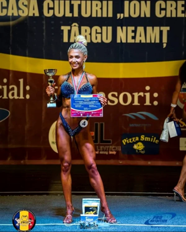 
    Ramona este campioana României la fitnessSursă foto: Arhivă personală   