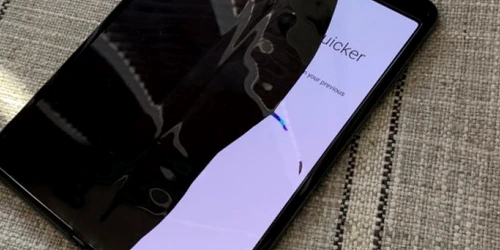 Samsung Galaxy Fold FOTO via Android Police