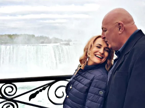 2 bebe cotimanis si noua iubita jpg jpeg