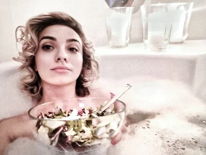 3 ana morodan goala in cada jpg jpeg