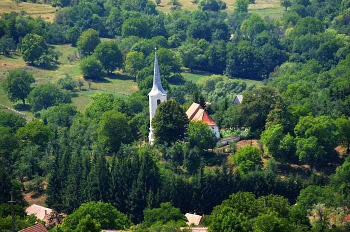 Satul Inlăceni