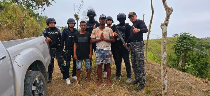 Fotbalist ecuadorian salvat de polițiști Foto X